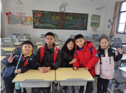 �����@�W(xu��)�Ӻ���������`�����tɫн��ӳͯ�ġ�