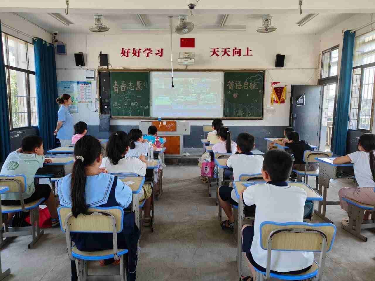 (yng)W(xu)Ժ ഺ־ԸZ(y) l(xing)Ԫnxܣc(din)l(xing)庢ӳL(zhng)·