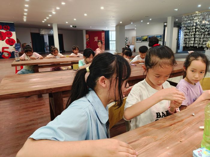 ָyxӳ퍣ɽ̎нVW置yʣ̽zġ`̽y֮