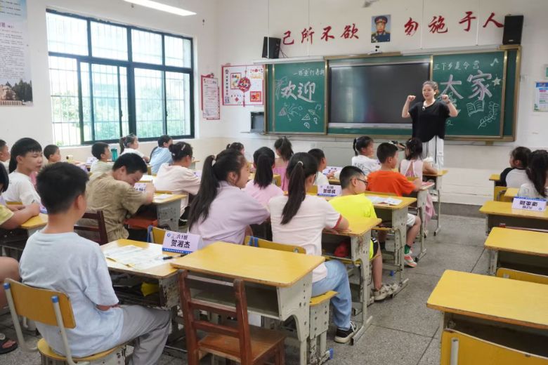 t܊СW(xu)赸nc(din)ͯļtɫ