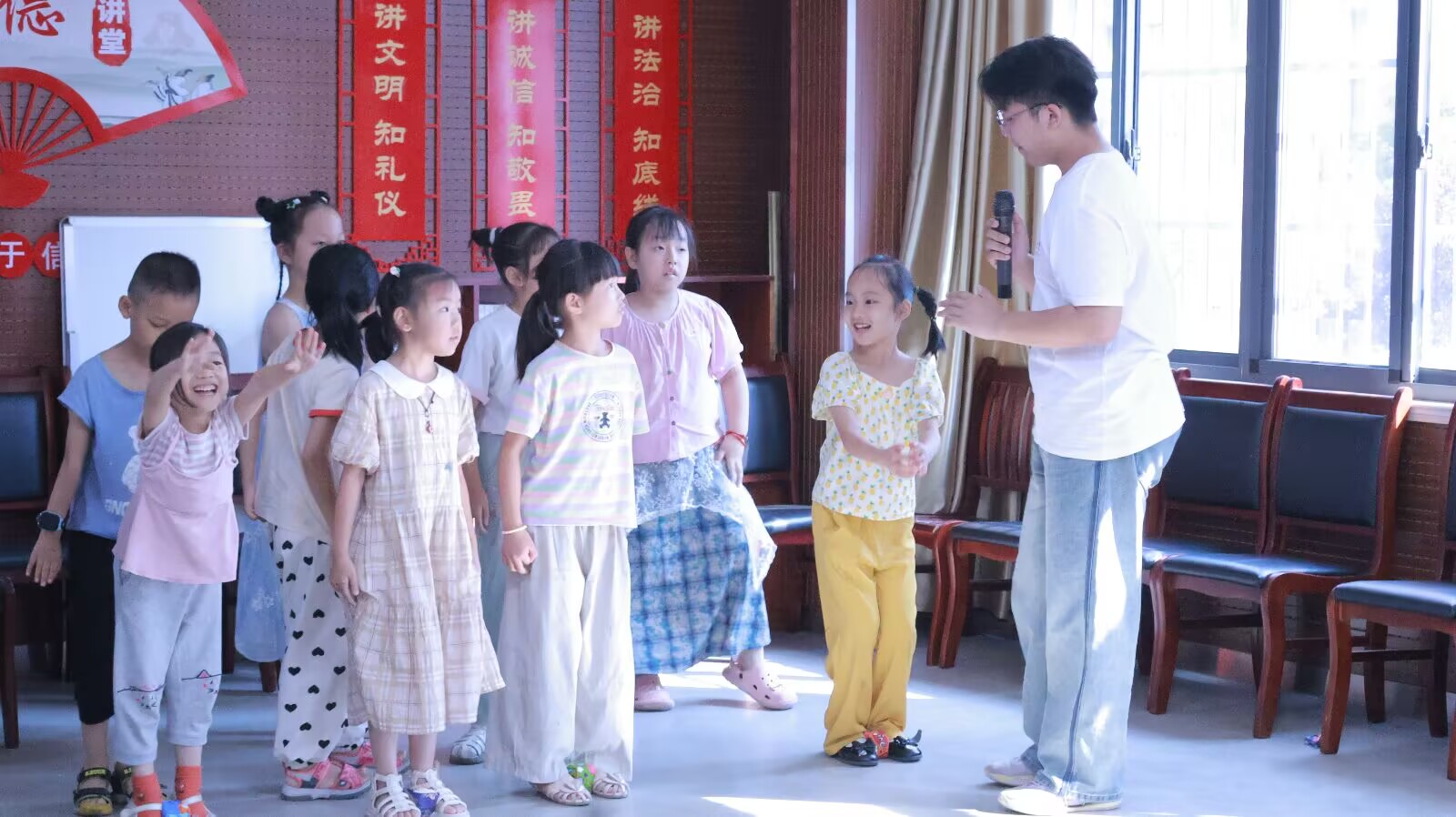 ϷʴW(xu)W(xu)Ӹh(zhn)ʹ^(q)_չ(hu)(sh)` ِӭģGZͯ