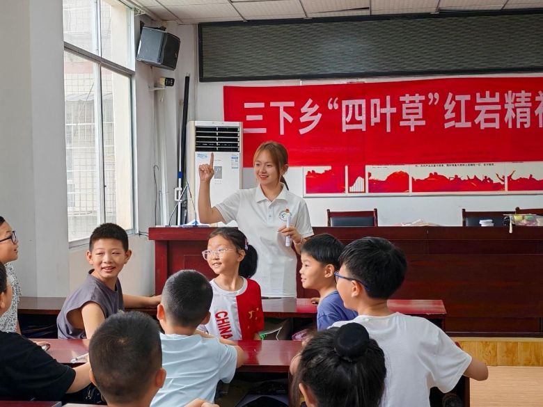 �����ۼ��dͯ�����t�rн�������� ������ͯ���ڰl(f��)չ�W(xu��)Ժ�W(xu��)�Ӹ����(y��ng)�t�{�(zh��n)�_(k��i)չ���y(t��ng)�Ļ�������(sh��)�`