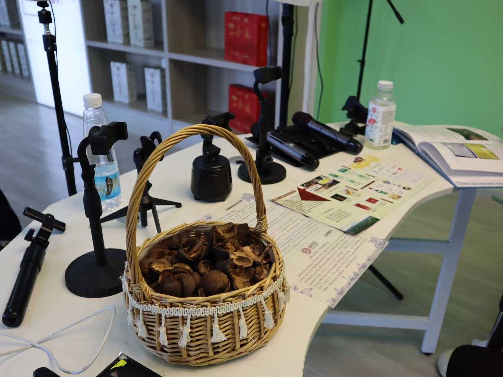 dl(xing)`r(nng)ֱl(xing)嘷£LՄɽͮa(chn)I(y)l(f)չ