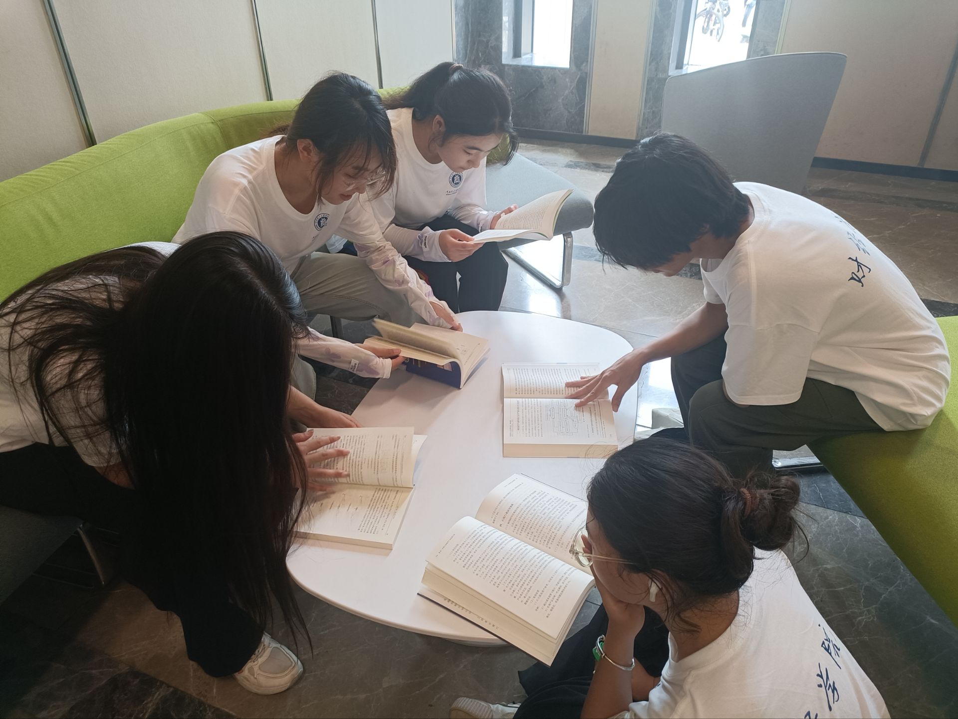 Ͷ폊r(nng)`l(xing)dՓWͰl(f)