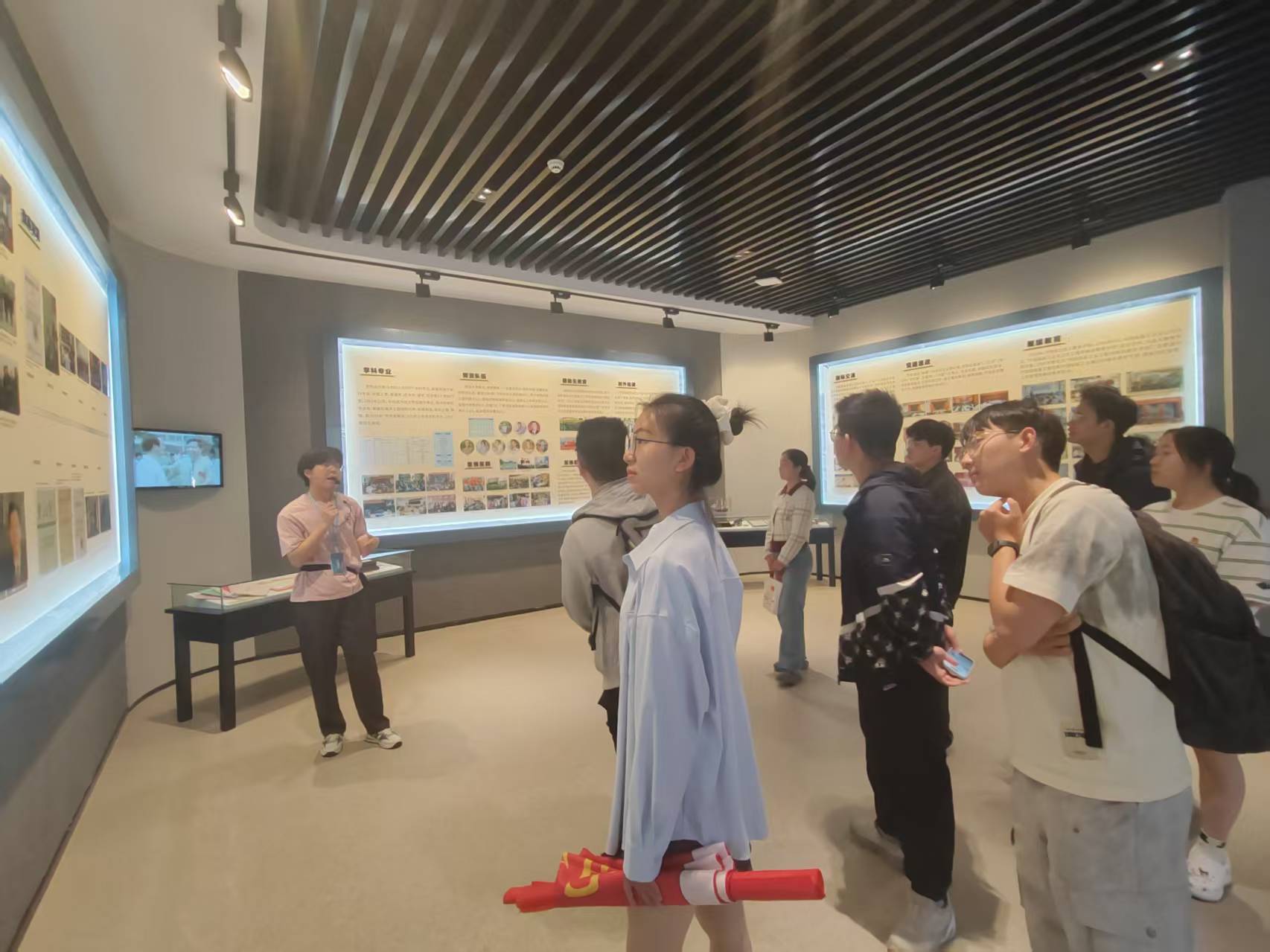 �Ԅӻ��W(xu��)Ժ�W(xu��)���A�M��ɡ��tʷ���������������ڶ��W(xu��)����ġ����