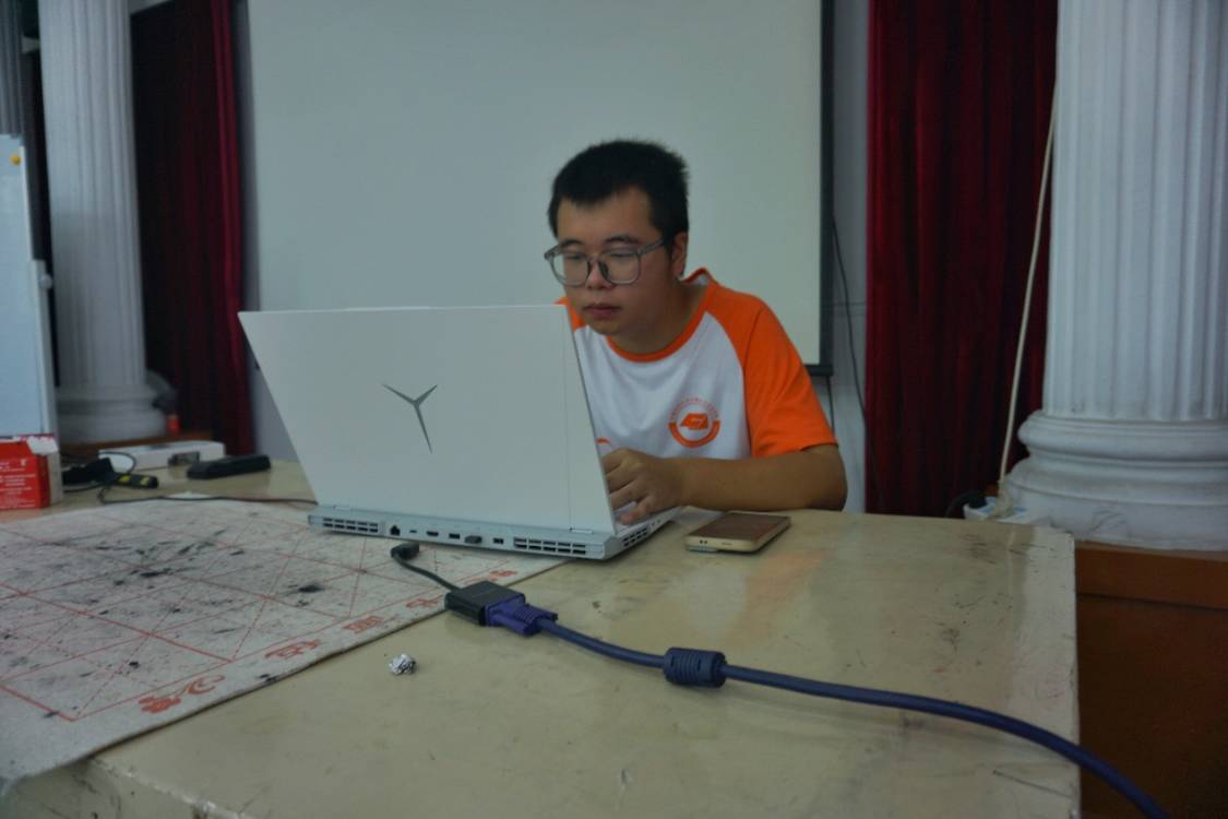 W(wng)ͬСӋ(j)ŌW(xu)ԺʏСϦe·ָ⡱(hu)(sh)`F(tun)(du)