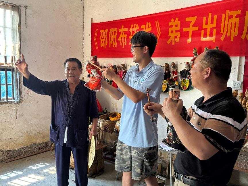 ָ����ǧ�� ����̤��ɡ�����Ժ�W(xu��)������x�w�(y��n)����������D��