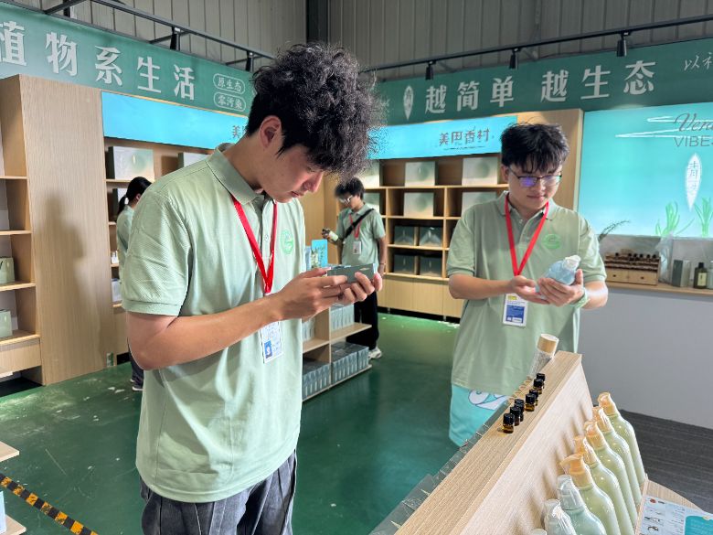 W(xu)ԺW(xu)l(xing)̽Եa(chn)I(y)ů؃ͯ