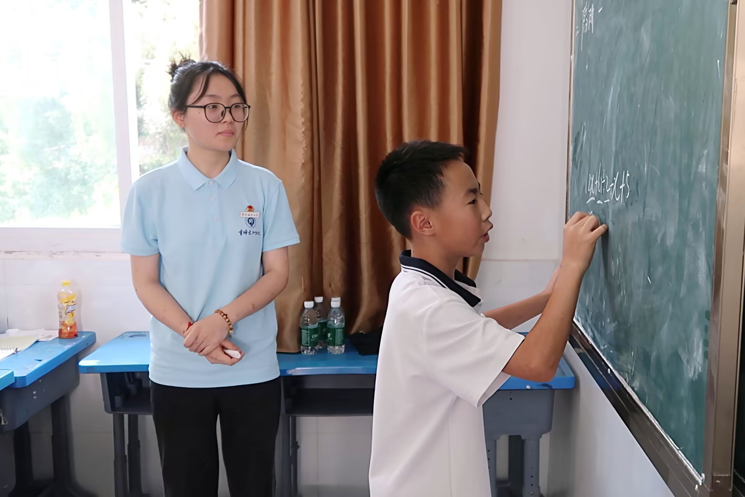 �ǆ�ͯ�����n��(r��n)?qu��n)l(xi��ng)�P(gu��n) ----ӛ�ؑc������W(xu��)���Ƚ����W(xu��)Ժ���ഺ�w�P(y��ng)���������l(xi��ng)��־Ը����(w��)�(du��)�n�̽̌W(xu��) 7��6���������ؑc������W(xu��)���Ƚ����W(xu��)Ժ���ഺ�w�P(y��ng)���������l(xi��ng)��־Ը