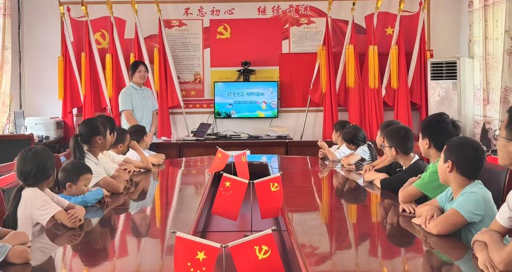 ɣW(xu)־ԸM(jn)_(ki)չ ˮȫ