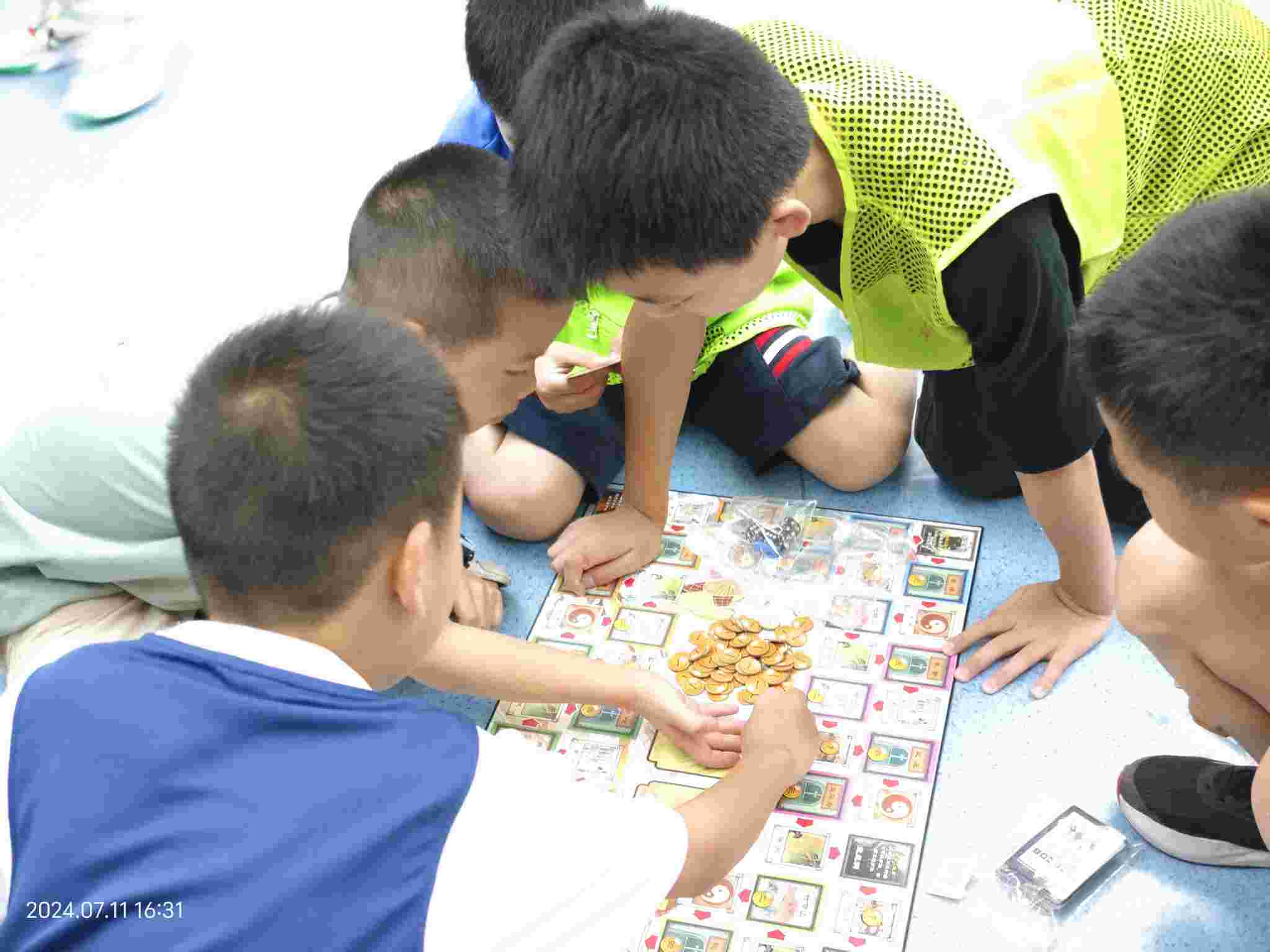 ߲ͯ^(q)(x)΢֮̎Ҋ(jin)