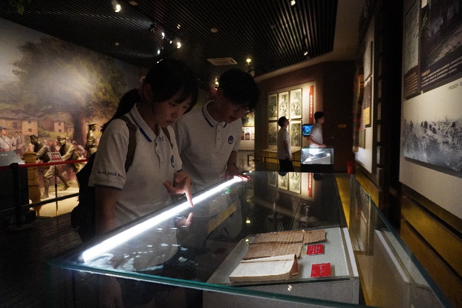 ഺhӳ̡ϲW(xu)"Ҋ(jin)Ǻ"(sh)`(du)~Čӛ