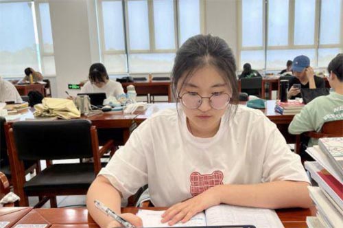 BոߜأУW(xu)߀Æ᣿