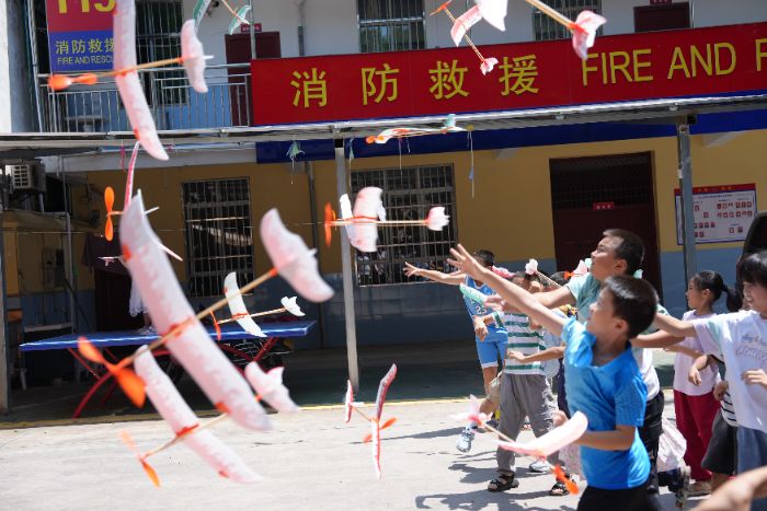 ഺǻcͯ  ϺС`FAƺ_չ߲ʼڡ֧̻