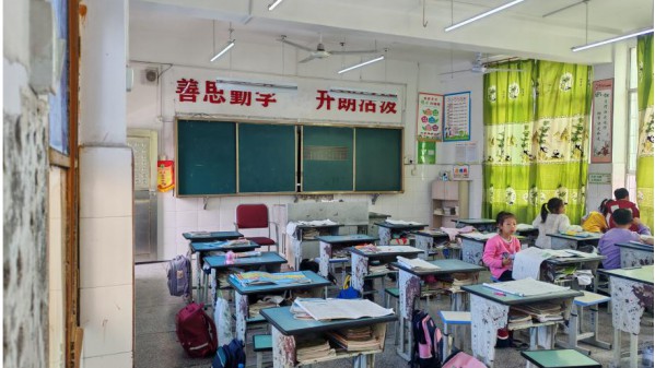 D1 D쎟СW(xu)O(sh)ʩ ͨӍT ˺ D