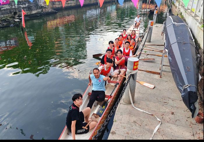 ֪R(sh)N(i)Ć VW(xu)Ӹɽ혵_(ki)չl(xing)x̻(dng)