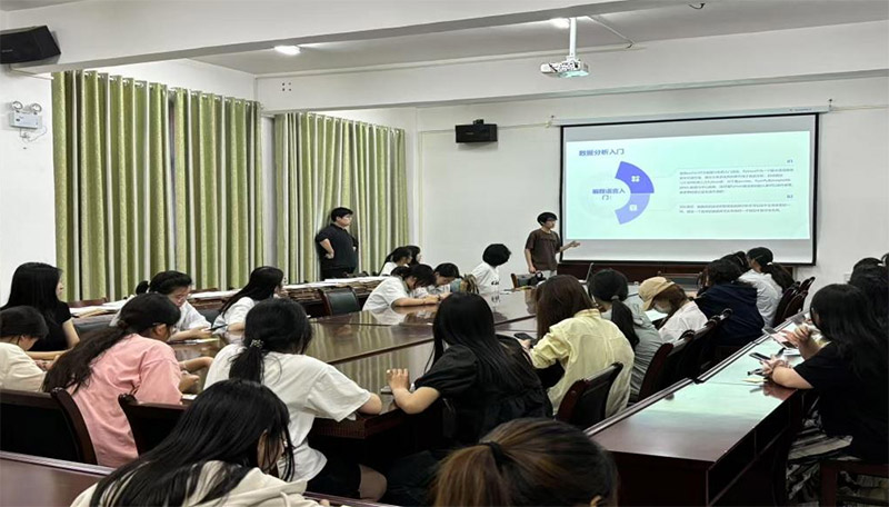 ���ഺ���Ї�ʽ�F(xi��n)����ͦ�ߓ�(d��n)��(d��ng)��������ꖎ����W(xu��)Ժ��ѩ��Ժ2406�F(tu��n)֧�����h�����}�F(tu��n)�ջ��