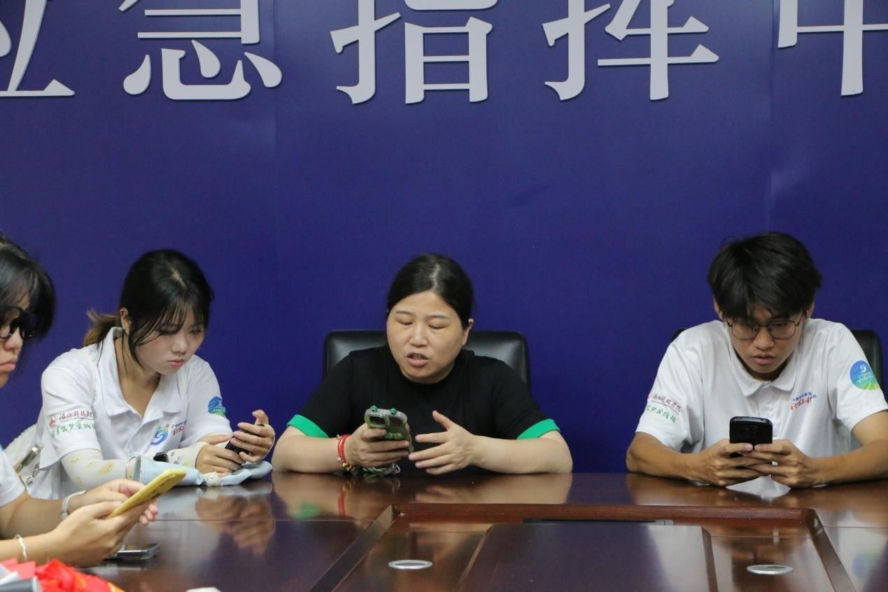 տ�ƌW(xu��)�ӡ������l(xi��ng)�������E���l(xi��ng)��̤�̶��w