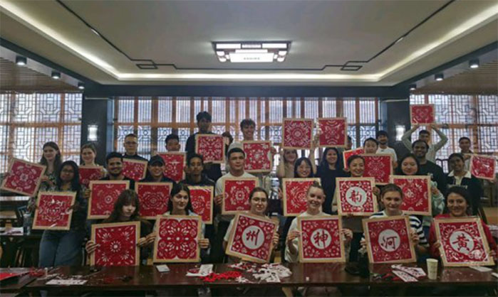 ɽ|W(xu)(gu)HW(xu)M(jn)^(q) ܡH