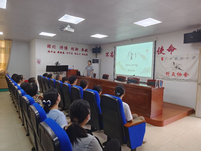 Vˎt(y)퍝l(xing)ͻꠣt(y)B(yng)ͽϹdl(xing)