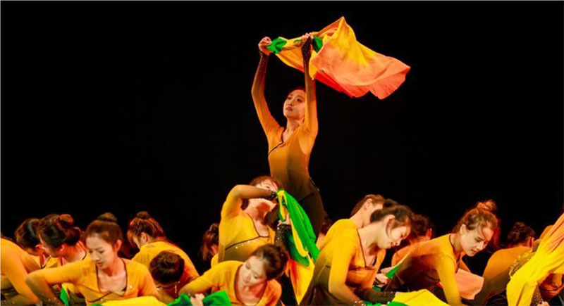 ڰˌá҇(j)дW(xu)}vِC(jing)xʽe