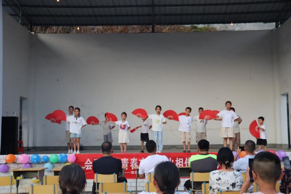 ϵһW(xu)ԺϪ֪Сl(xing)dM(jn)F(tun)ˇRĻ ഺl(xing)d