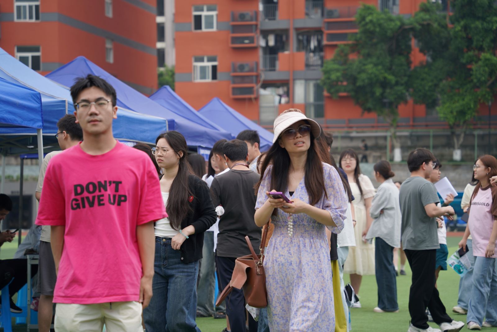 �ؑc��ͨ�W(xu��)Ժˇ�g(sh��)�C(j��)������ײ�������������ǰ�С���ˇ�g(sh��)��ý�W(xu��)Ժ2025���p�x���A�M��Ļ