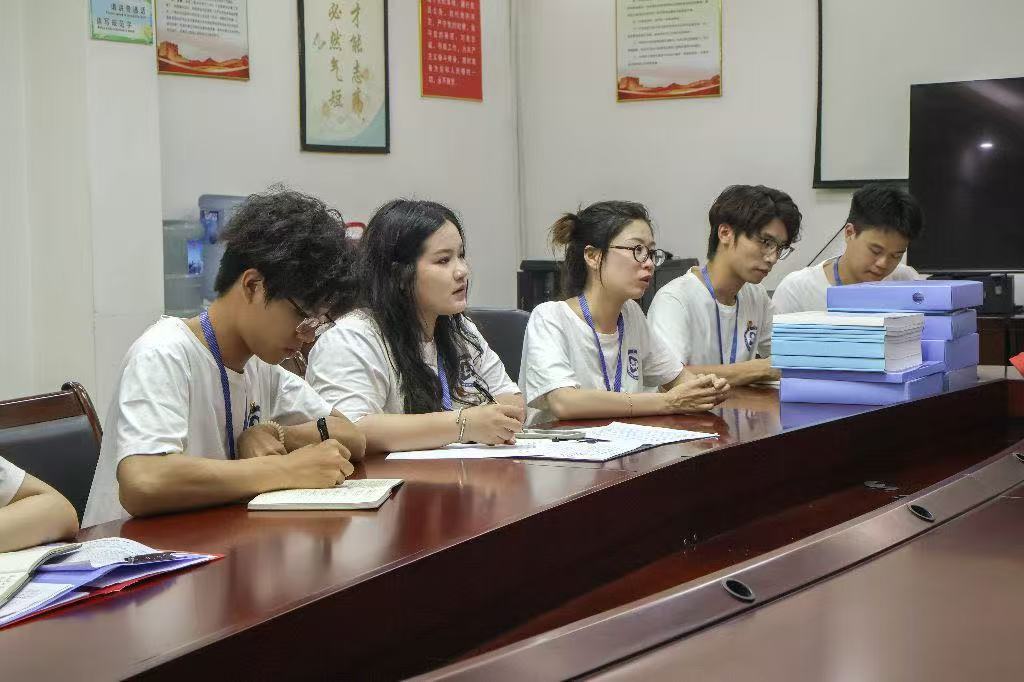 СҒO^Ч ഺxo(h)LW(xu)ԺF(tun)ίl(xing)(sh)`F(tun)(du)^(q)r(nng)a(chn)Ʒ(w){(dio)нO(sh)`