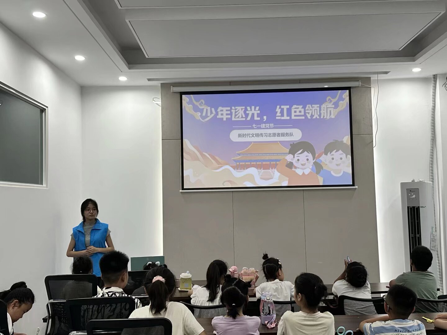 �t������ӳ������ͯ�����hн����