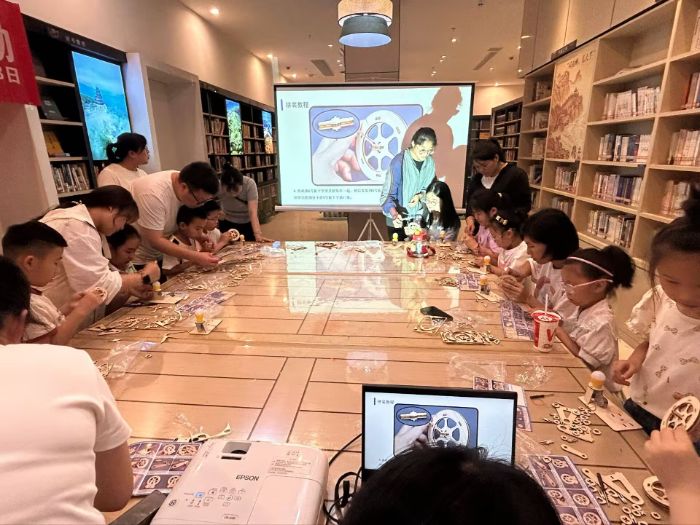 ݌W(xu)ԺW(xu)Ժ_չϵكƌW(xu)`  cȼƌW(xu)̽