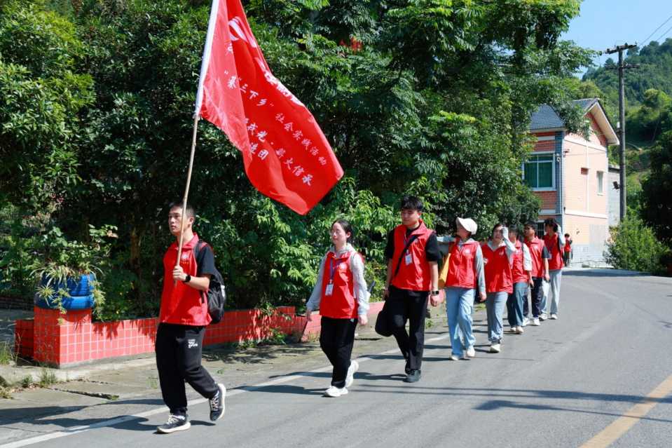 L(zhng)(dng)ġtɫý(jng)(j)µġжСԺcl(xing)dо