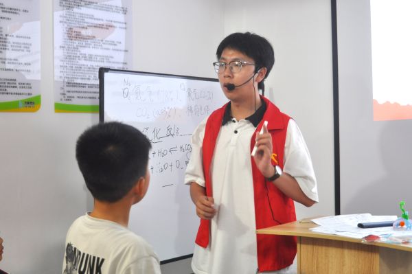 ώWR˼xWԺǰС`F_չۇx