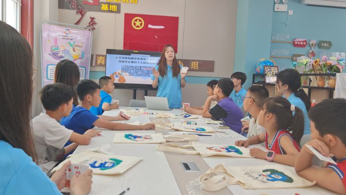 ^(q)`֪V̎ꡪ̫ԭW(xu)ӷ(w)`УtɫĻ ڡl(xing)(hu)(sh)`(du)