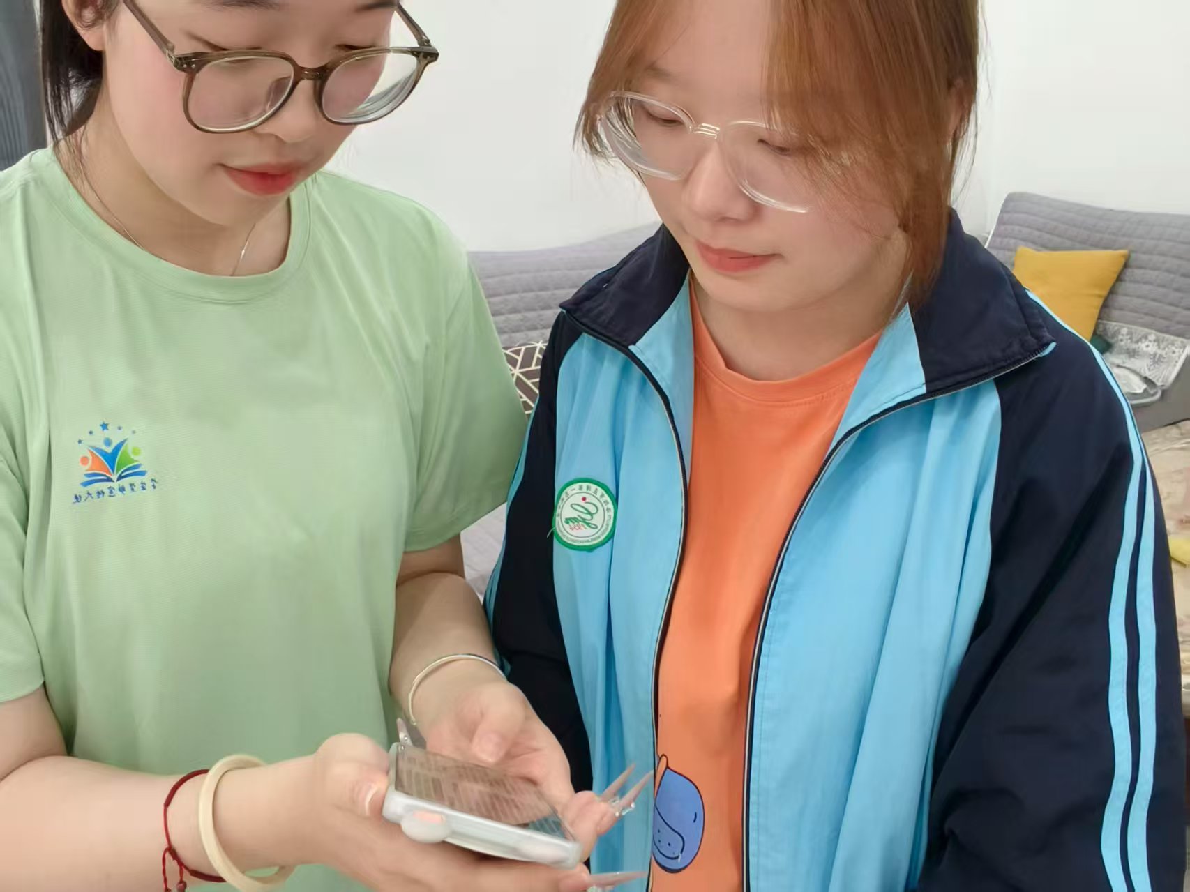 �ഺ������ �������vů����