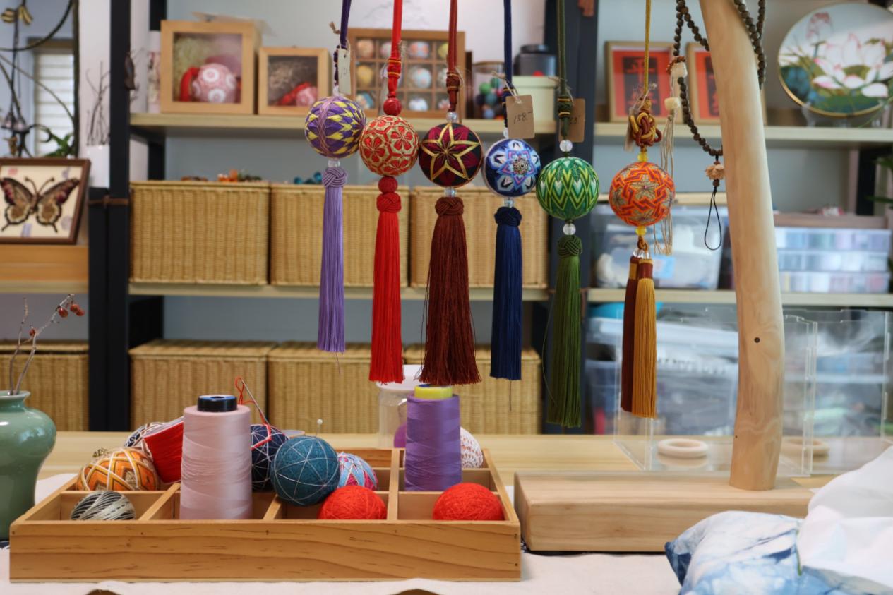 ӺյĄ(chung)̽cδչ