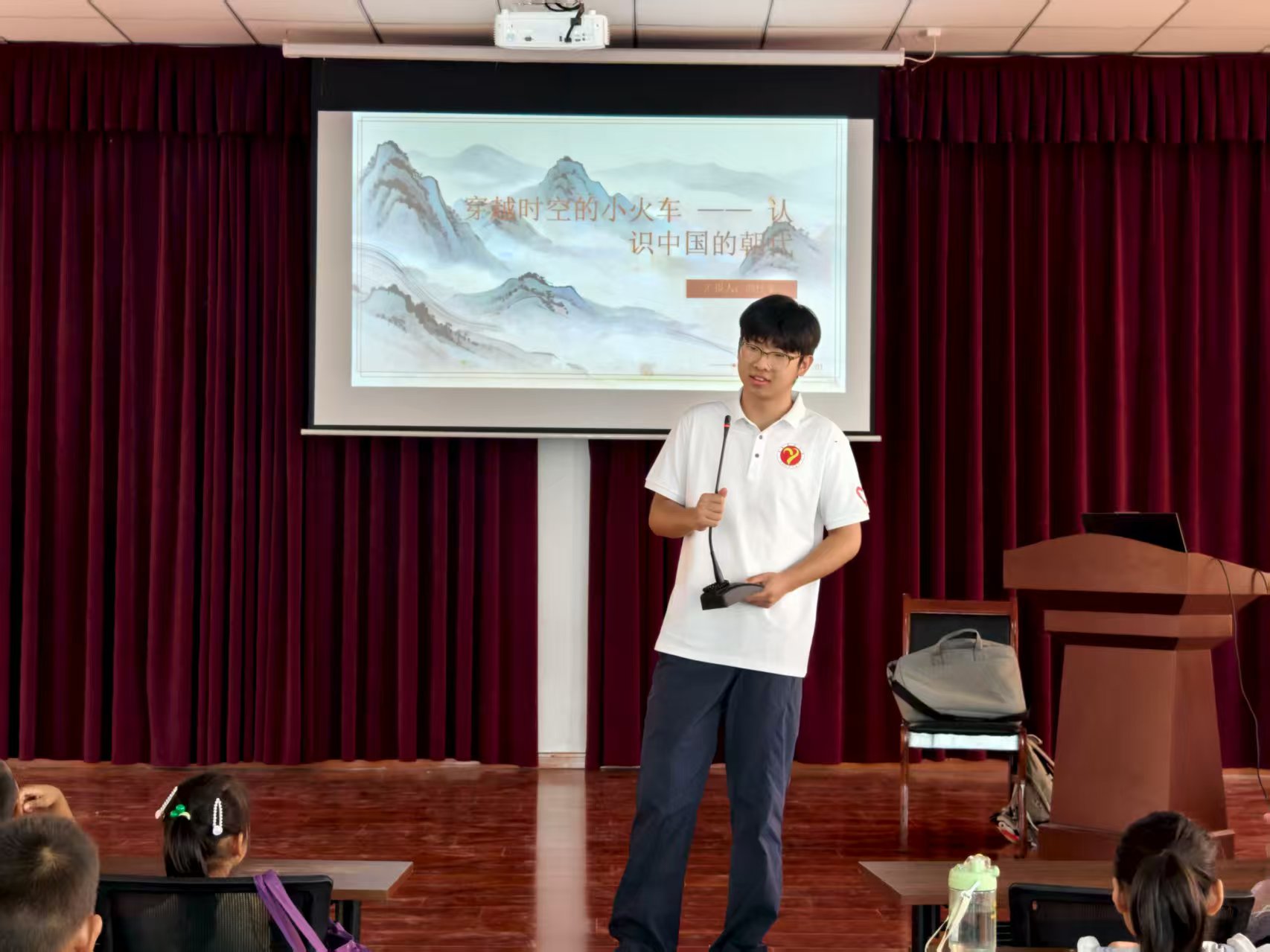 ur(nng)I(y)W(xu)l(xing)ǌ(sh)`F(tun)ɫn̴Խr(sh)յ vʷ֮á