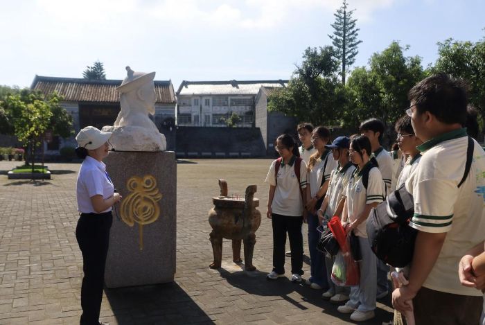 ׷ӢEАۇ(gu)񡪡𹤌W(xu)ӸJ݄ʾ_չۇ(gu)(dng)