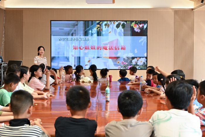 ӺW(xu)l(xing)cͽ⣬c옷ͬСF(tun)_չ}n