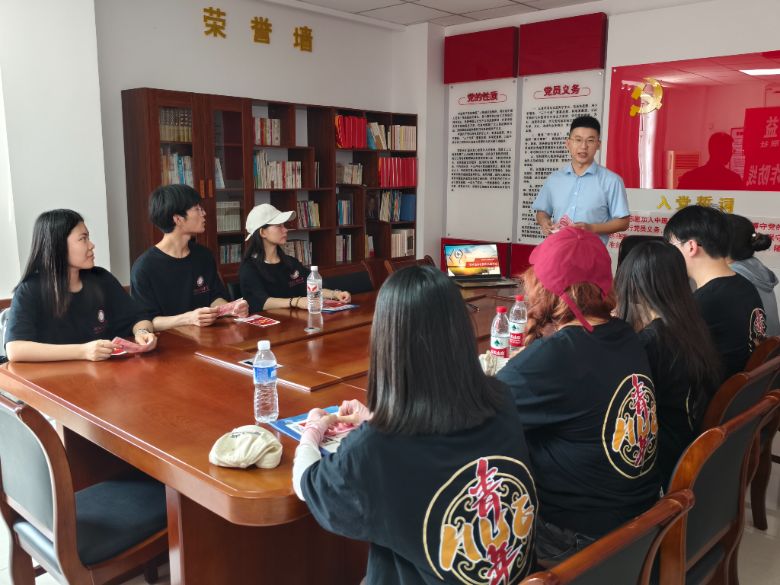 ӱ̴W(xu)(sh)ƌW(xu)čW(xu)Ժ_չ (sh)xܽڿ ֪R(sh)ηp(hu)(sh)`(dng)