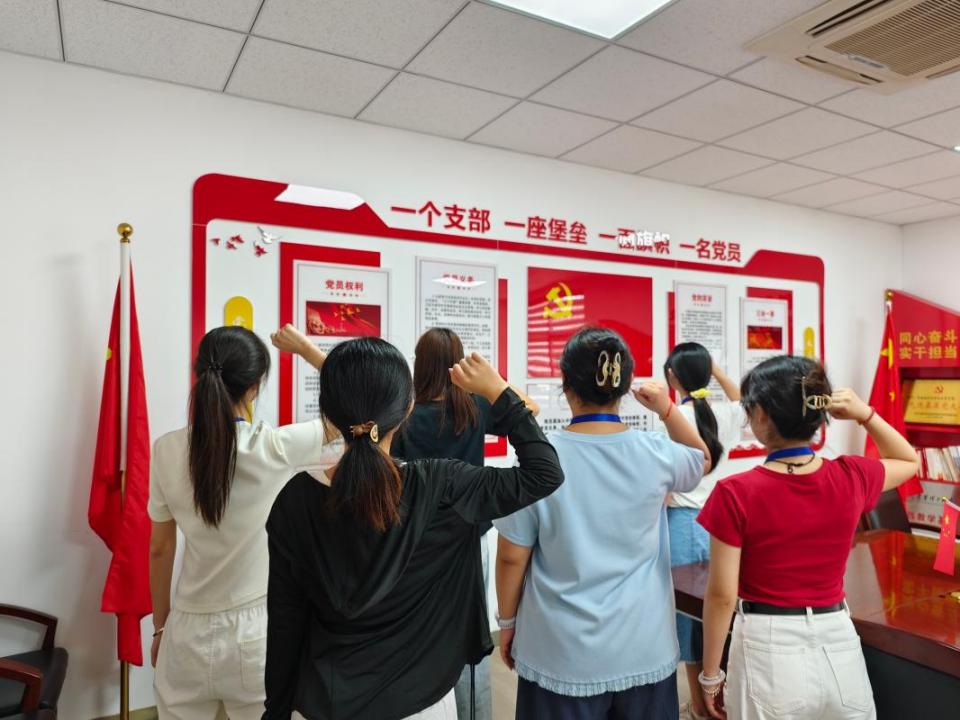 W(xu)l(xing)һM(jn)l(xing)؃ͯĳLn