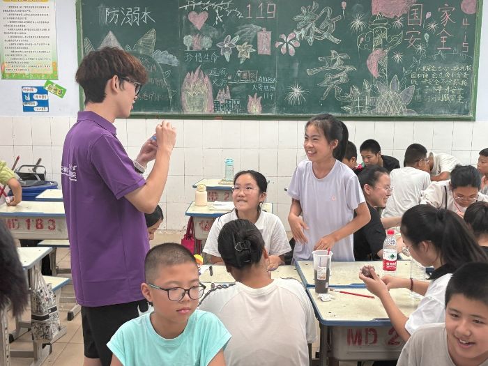 ֡(chung)أӳͯ|ɽ|W(xu)(i)֮(hu)(sh)`F(tun)_(ki)չֹȤζn