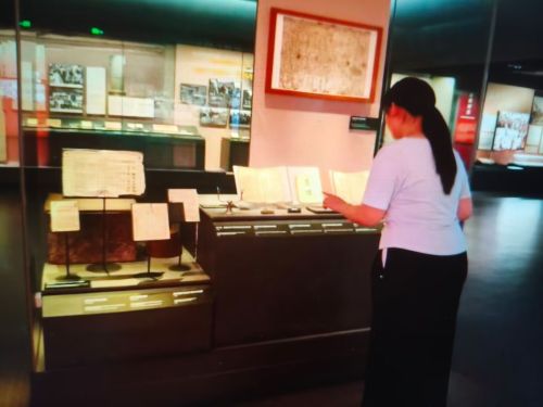 мtɫ򣬼ȡ^M F퍡ǻС`F꠸̩ɽR܊fַ_չЌW