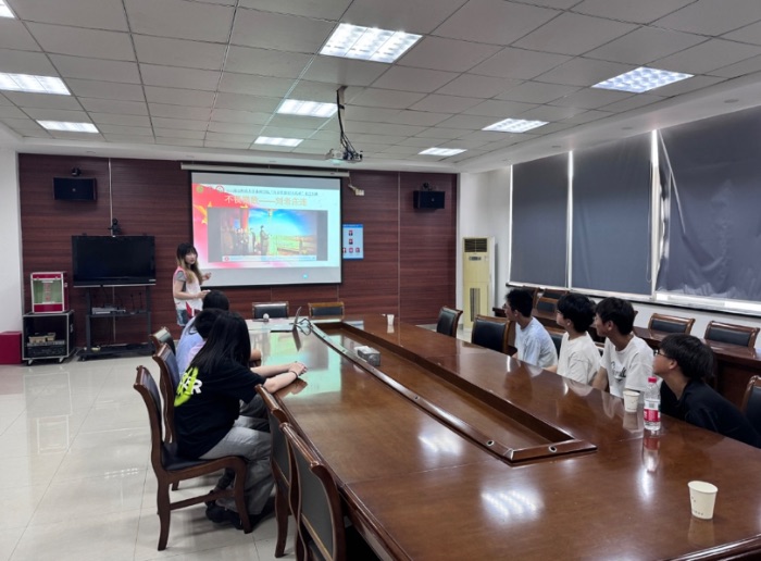 vF܊񣬂мtɫ򡪡M(jn)ǝ^(q)_չ(dng)