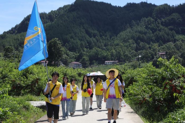 ؑcȫg(sh)I(y)W(xu)ԺSһأഺLd