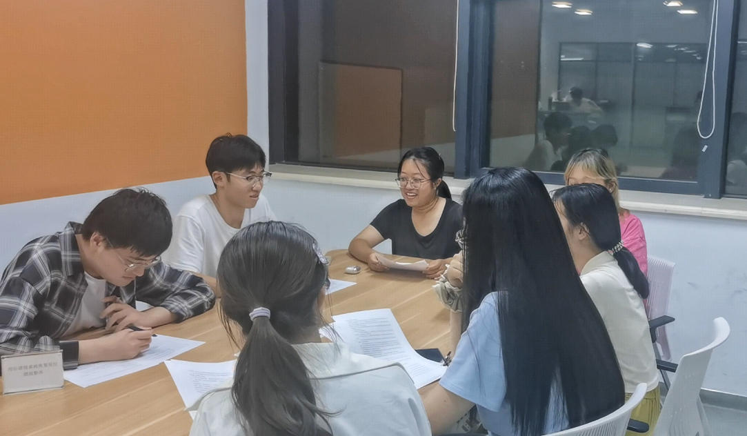 Rнcnãɽ|ƼW퍳ġ`bxнm(x)}