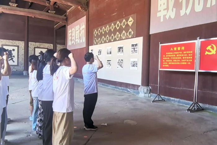 ϷʴW(xu)`FܿhƎX(zhn) EF܊ഺ֮sm(x)tɫѪ}