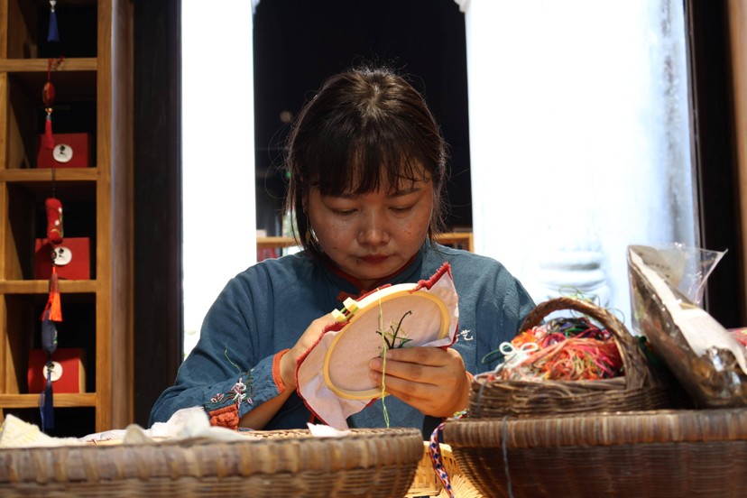 ܇I(y)W(xu)ԺW(xu)̽LdC^ |邴Cĳ퍸}