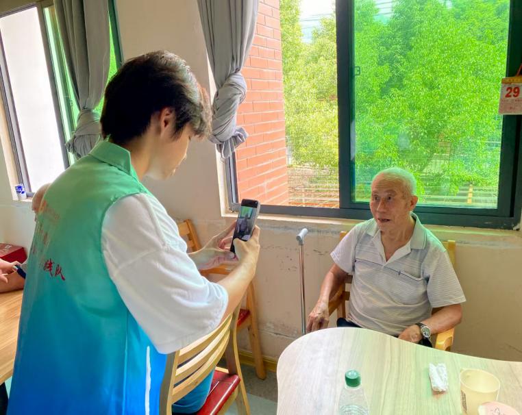 ǻڱݣ(sh)ֽůygt(y)o(h)ϵнt(y)С(sh)`(du)l(xing)(hu)(sh)`(dng)