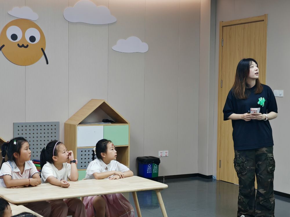 {(ln)ɫͯ(mng)³̣I(y)ĝ(rn)㡪ϾW(xu)̩݌W(xu)Ժtī(hu)(sh)`ȼo(j)(sh)