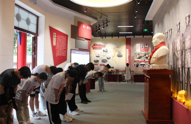 "мtɫ(jng)䣬ѸҡKƼW(xu)W(xu)Ժtɫ(x)(sh)`F(tun)Є(dng)